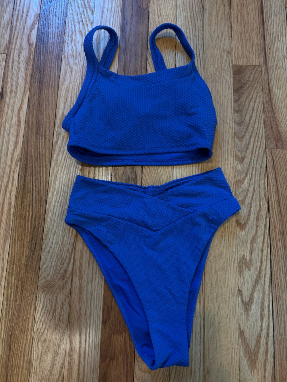 aerie S Textured Two Piece Bikini Set in Cobalt Blue High Cut Sporty Swim Pool